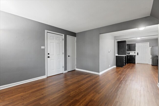 Foto del edificio - 2345 Ridgeland Ave
