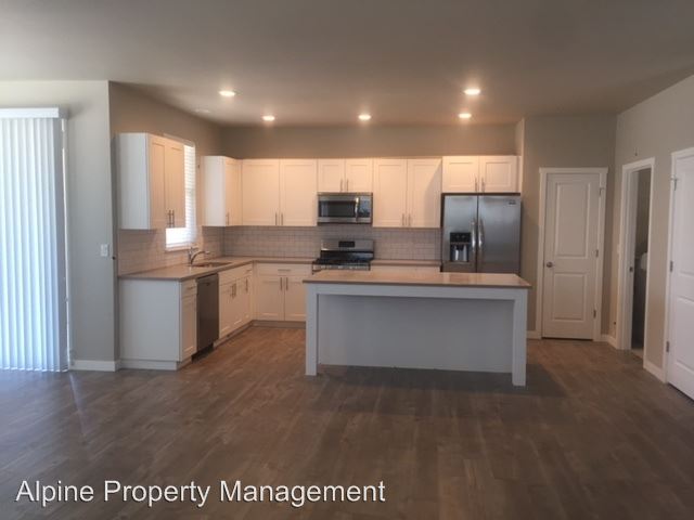 Building Photo - 20804 SE Shea Ct