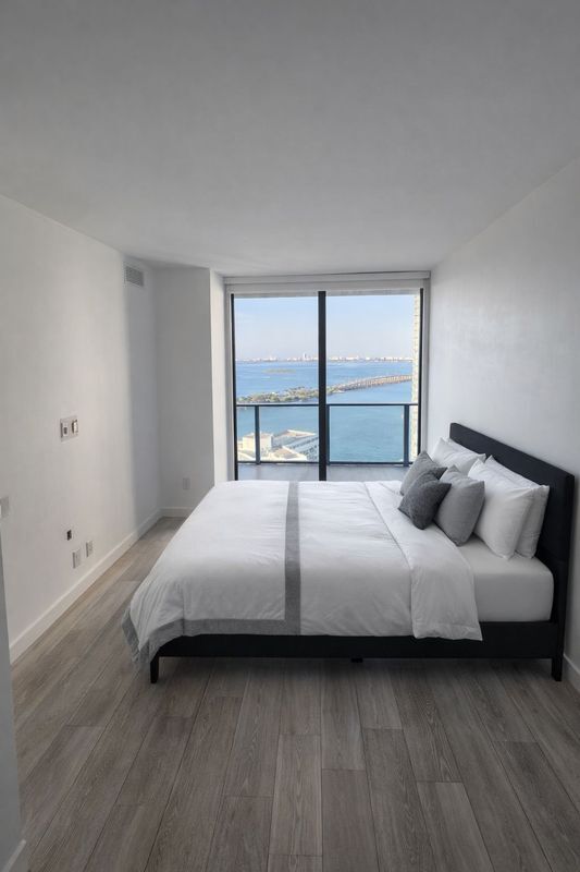 Foto del edificio - 501 NE 31st St