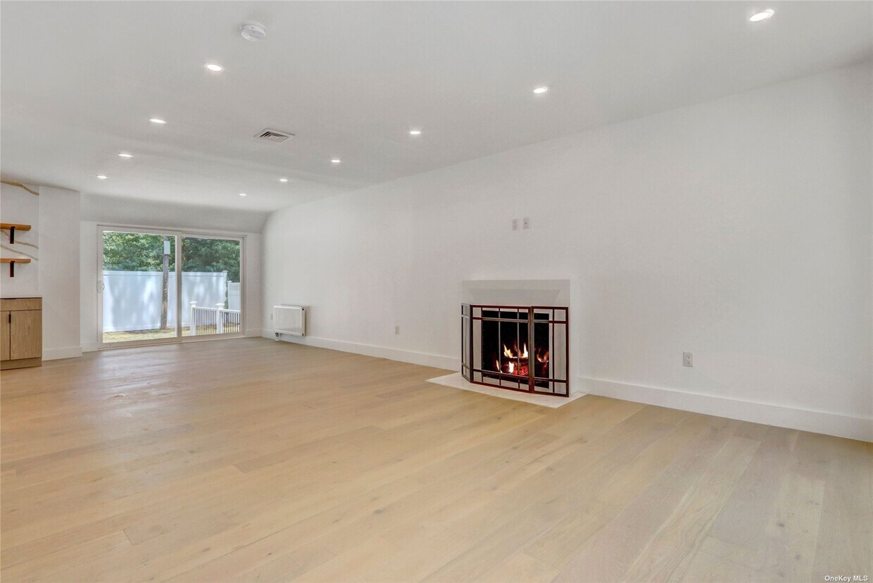 58 Shaw Dr Unit 1, Merrick, NY 11566 Apartments in Merrick, NY