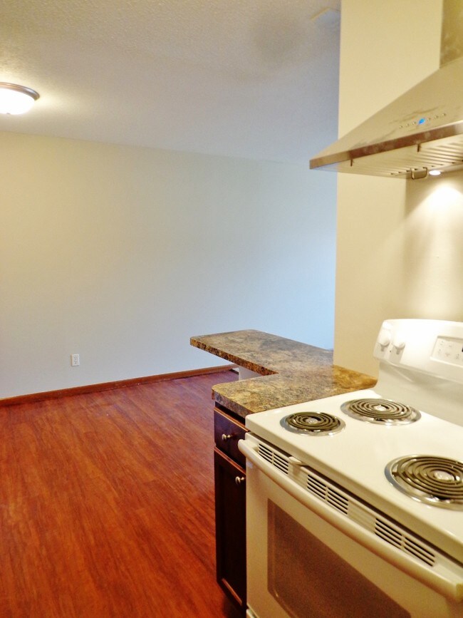 Bryant Manor Apartments Rentals Minneapolis, MN