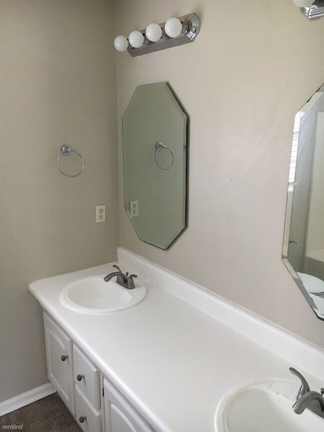 Building Photo - 4 br, 3 bath House - 1759 Sonia Dr
