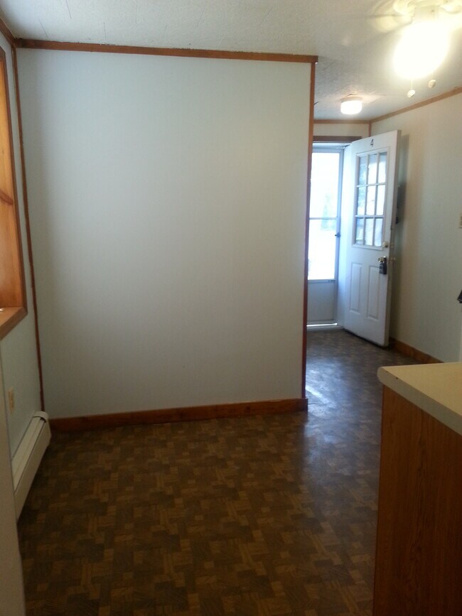 Kitchen area - 17 Haag St