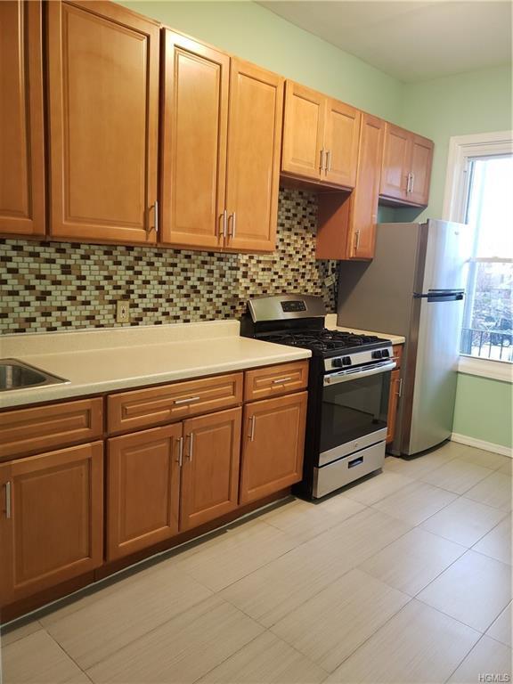 1248 Taylor Ave, The Bronx, NY 10472 House Rental in The Bronx, NY