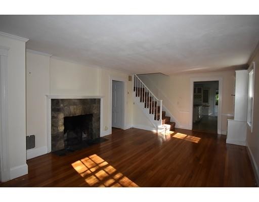 Building Photo - 402 Linebrook Rd