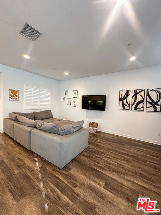 Foto del edificio - 15158 Rachel Ln