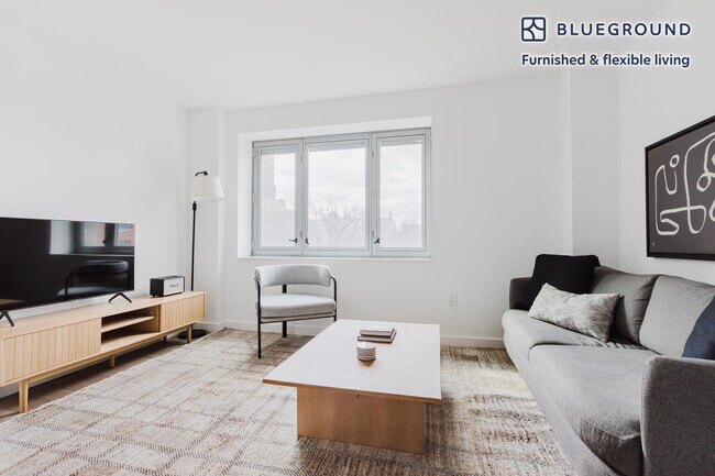 Foto del edificio - 107 Columbia Heights