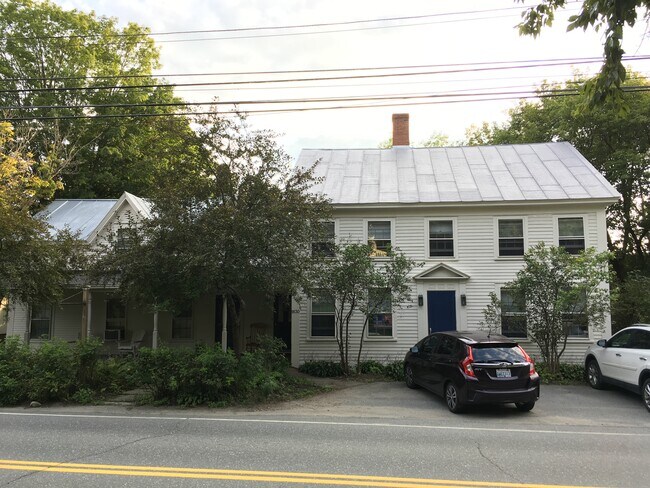Building Photo - 907 W Elizabeth St