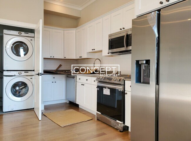 Building Photo - 16-18 Highgate St. Unit 302
