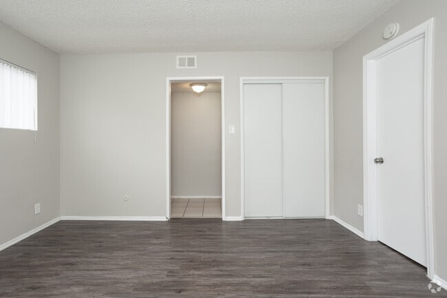 1BR, 1BA - 606SF - Bedroom - 12603-12609 Eucalyptus Ave