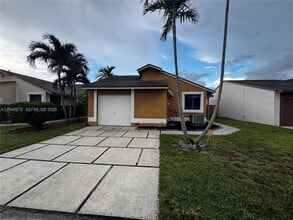 Building Photo - 951 SW 109th Ave