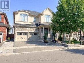 135 Goodwin Cres