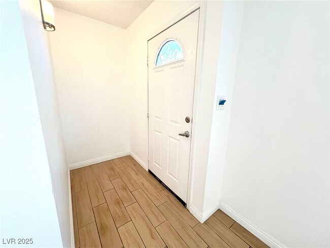 Foto del edificio - 428 S Beaumont St