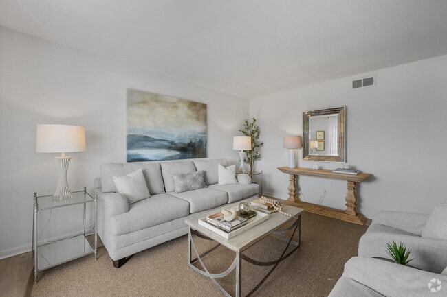 2BR, 1BA - 990SF - Living Room - Chateau Orleans Apartments