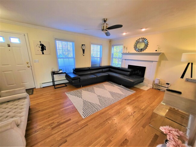Foto del edificio - ****Cumberland Single Family – $2,795****
