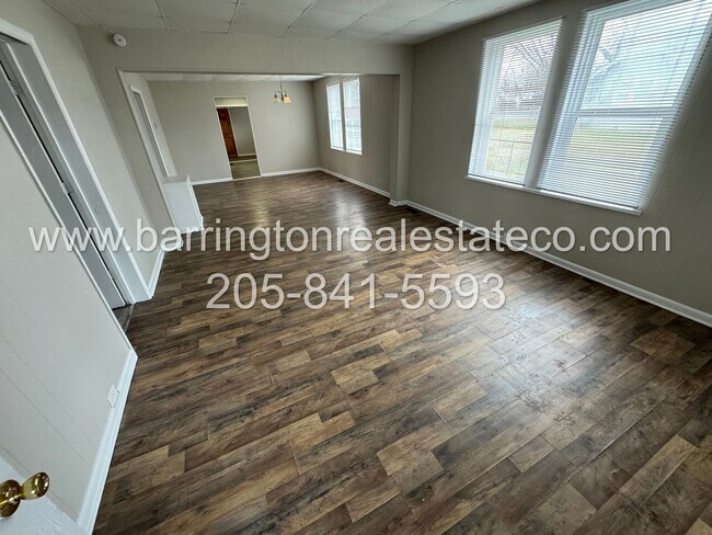 Foto del edificio - 619 Bell Ave