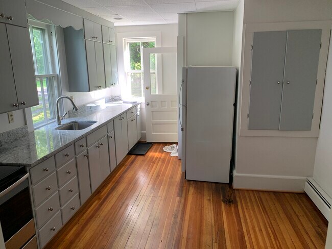 Foto del edificio - 62 E Church St