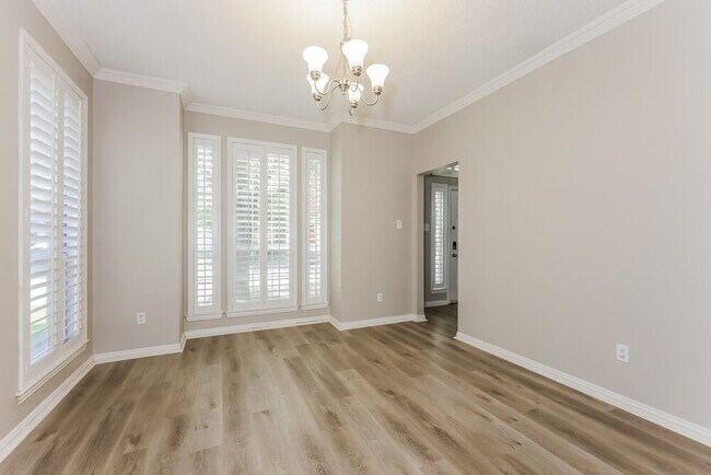 Building Photo - 303 Riverwalk Ln