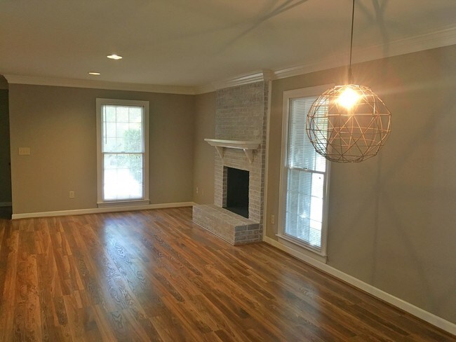 Habitación familiar con 2 - 2452 Lynbridge Dr