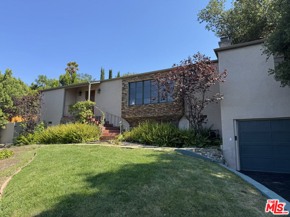 Primary Photo - 3392 Tareco Dr