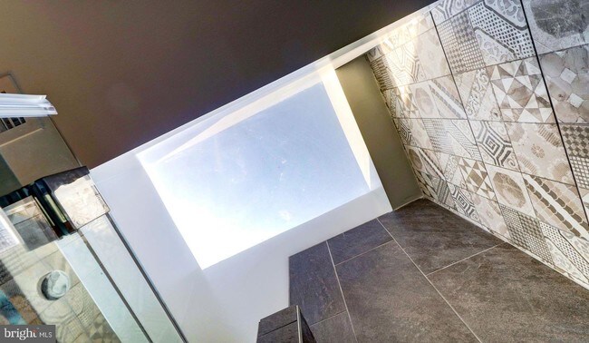 Foto del edificio - 1316 Adams St NE