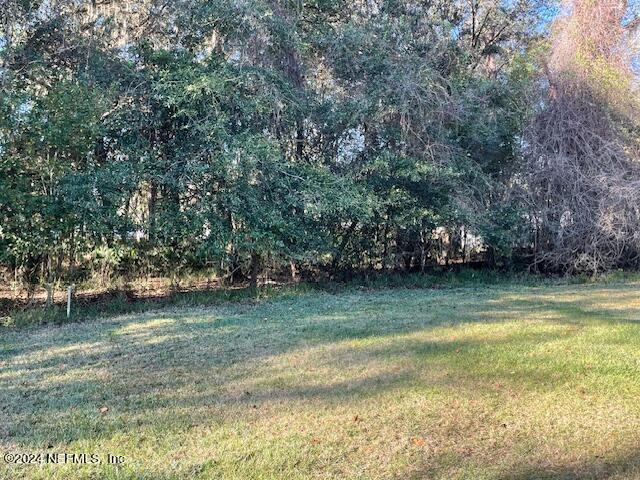 Foto del edificio - 827 Hillsborough Ave