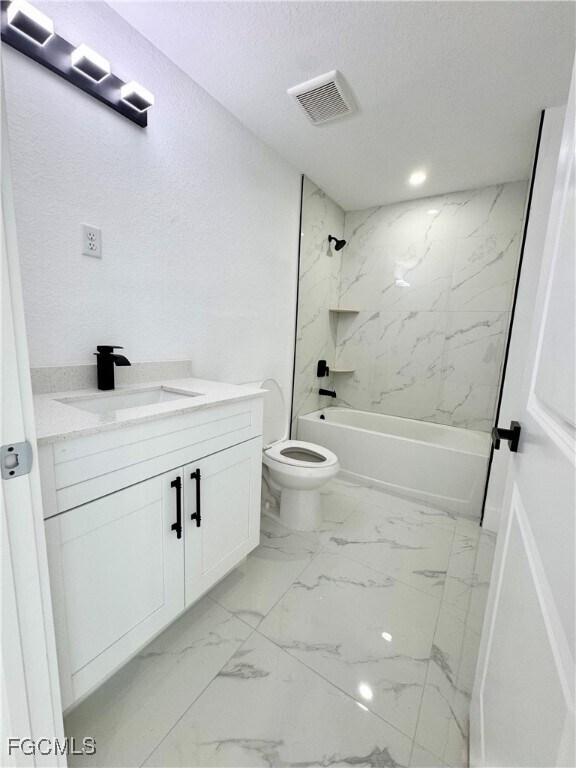 Foto del edificio - 668 Chemstrand St E