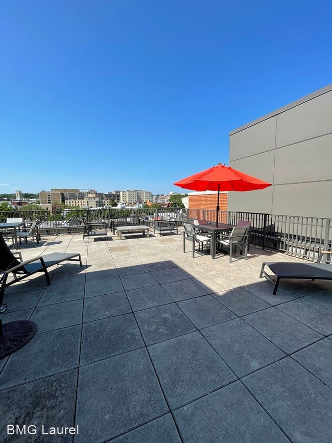 Building Photo - Studio, 1 bath House - 2130 N St NW #101