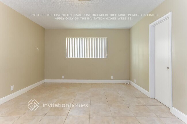 Foto del edificio - 1153 SW 25th Ave