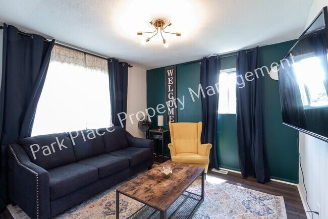 Foto del edificio - 1040 Miley Ave