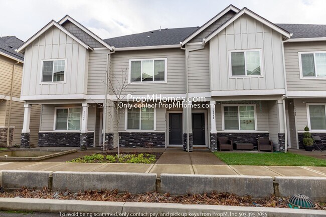 Foto del edificio - Spacious Three Bedroom Home In North Bethany!