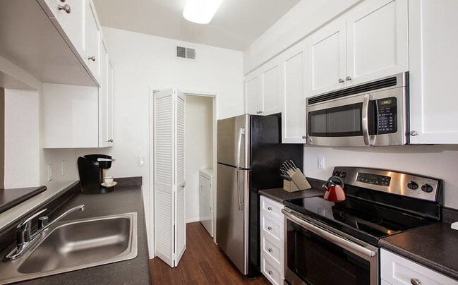 eaves Dublin Apartments - Dublin, CA | Apartments.com