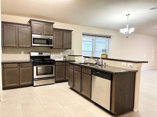 Foto del edificio - 19339 Vermillion Ct