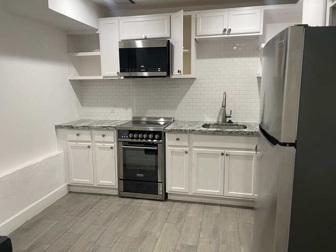 Avondale and Crocker Street Apartments Apartments in Houston, TX