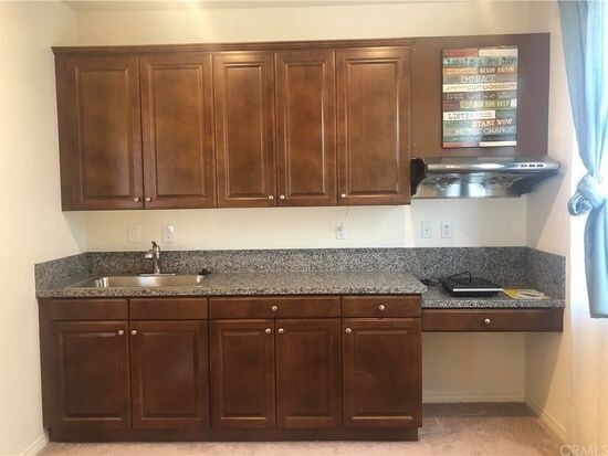 Building Photo - Jurupa Valley gorgeous home