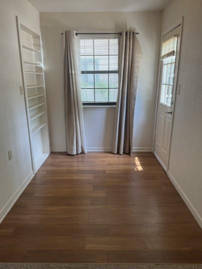 Foto principal - 728 W San Antonio St