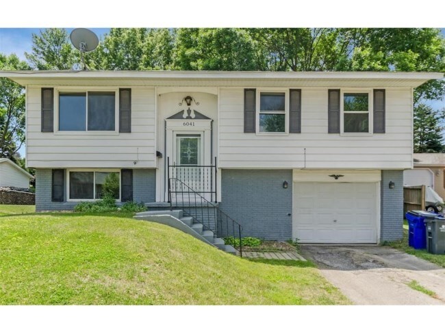 Primary Photo - 6041 Underwood Ave SW
