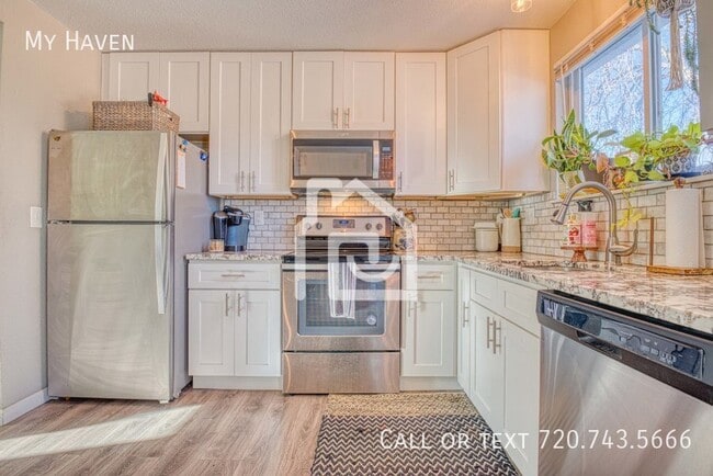 Photo - 15169 E Columbia Dr House