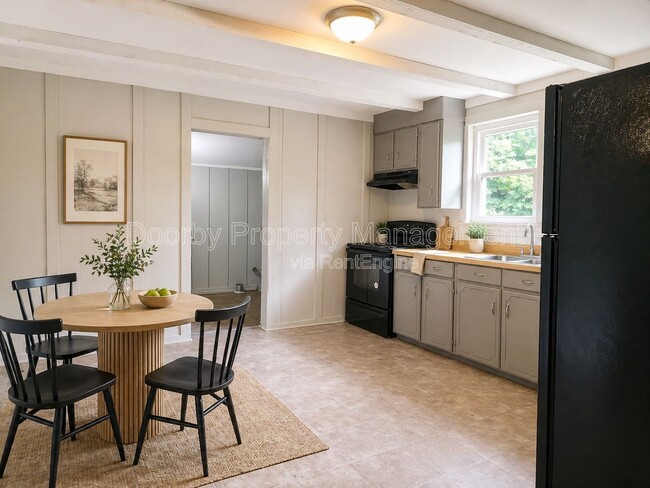 Building Photo - 106 Champion Rd