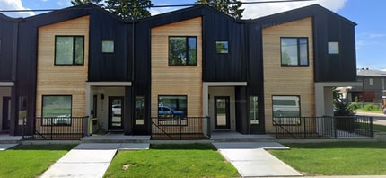 Building Photo - 2721-2728 28 Ave SW