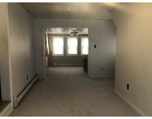 Building Photo - 325 Lowell St