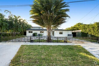 Building Photo - 12940 Auralia Rd