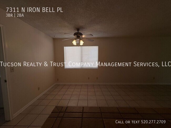 Foto del edificio - 7311 N Iron Bell Pl