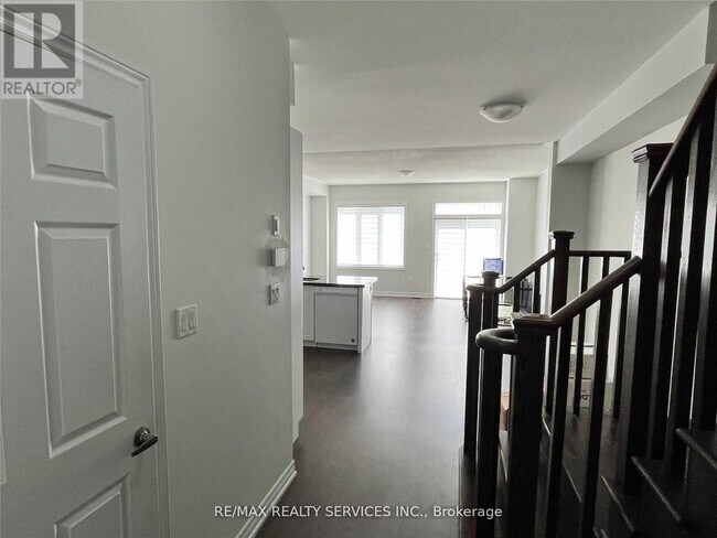 Photo du bâtiment - 344 Bonnieglen Farm Blvd