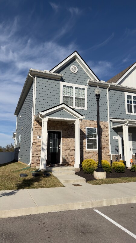 Foto principal - 529 Ellen Rd