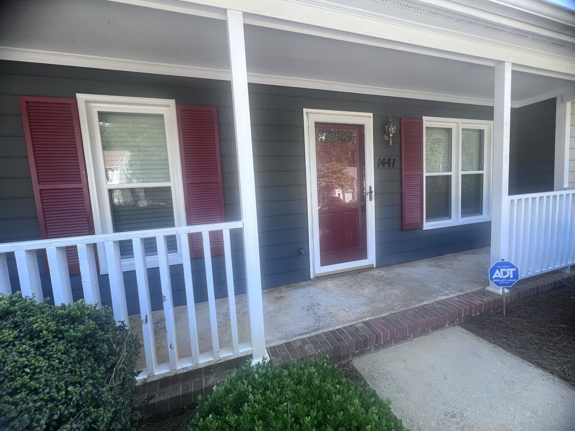 Primary Photo - 1441 Bailey Cir
