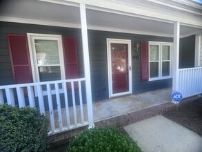 Building Photo - 1441 Bailey Cir