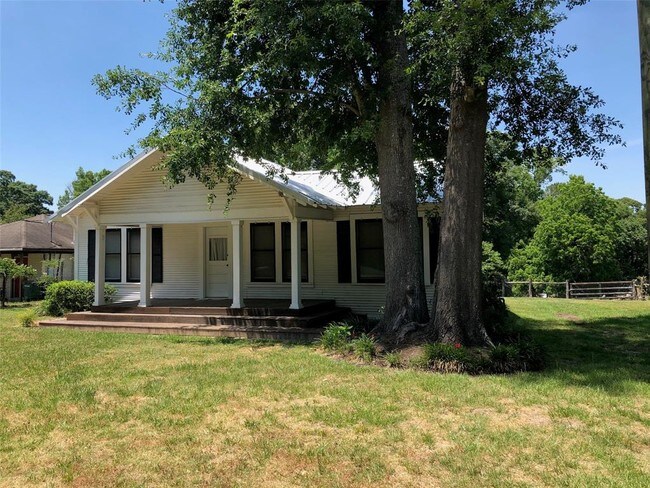 Building Photo - 307 Old Phelps Rd