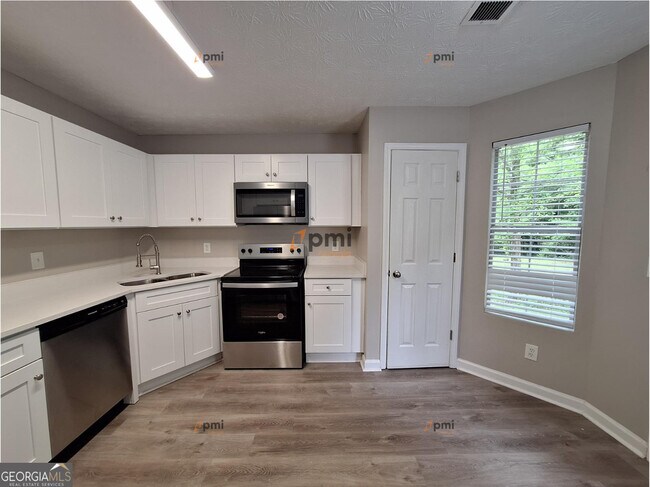 Foto del edificio - 3423 Homeward Trail