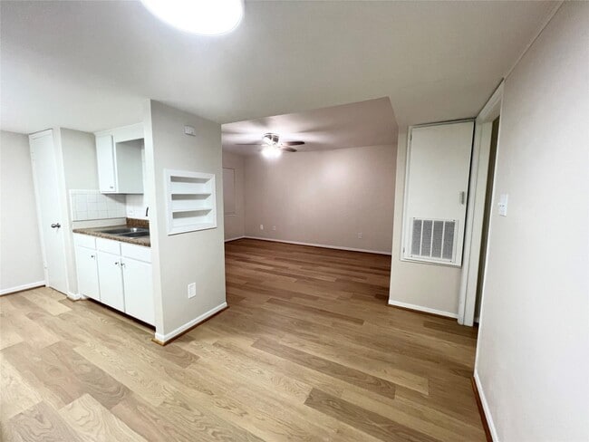 Foto del edificio - 2400 5th St